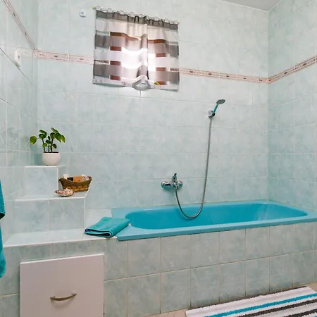 Сasa de vacaciones Toth By Interhome *